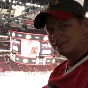 Meet your Posher, Derrick